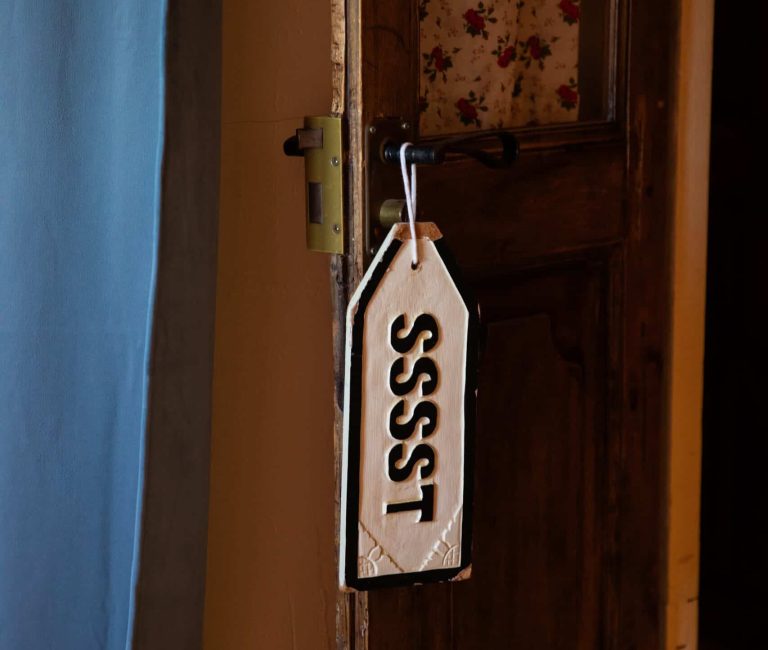 Bordje in Heilige Maagd