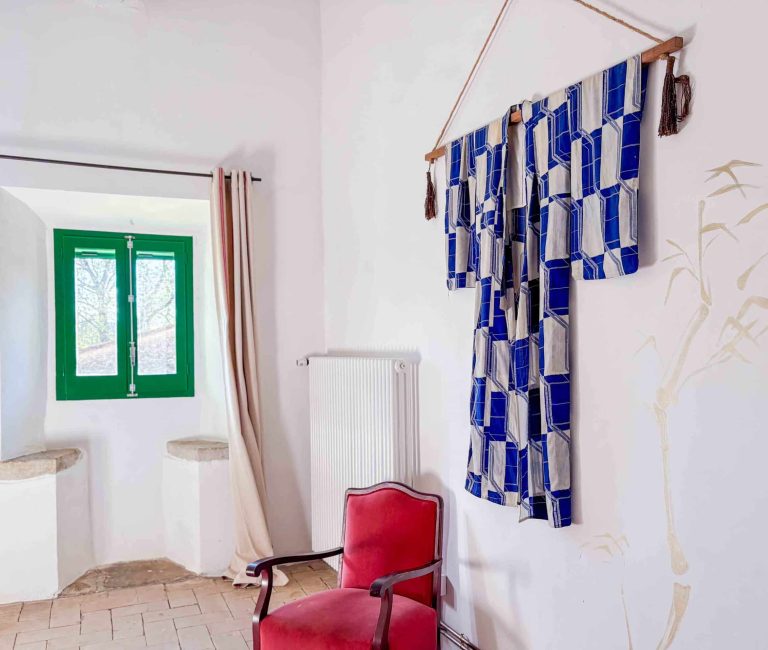 Kimono Kamer III in Mas Ferrer